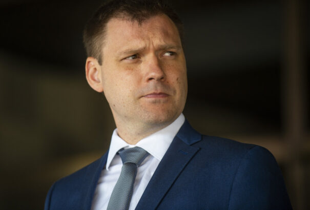 Három képviselő kilépett az ĽSNS frakciójából