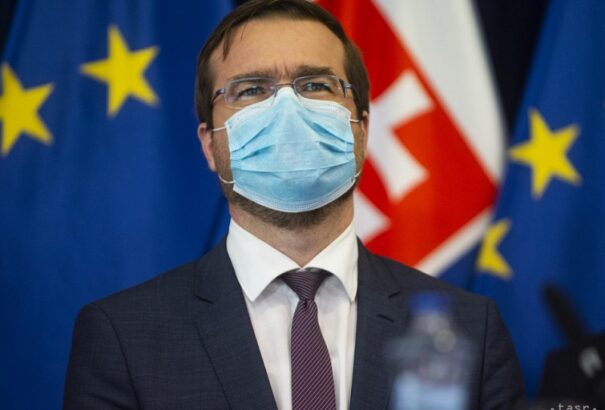 Az egészségügyi miniszter arra kéri az ambuláns orvosokat, hogy vizsgálják ki a pácienseket