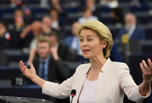 EU-csúcs – Von der Leyen: el kell fogadni az uniós csúcson elhatározott forráscsökkentéseket