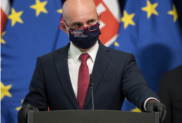 Gröhling: Túl sok főiskolánk van, szeretnék rajta változtatni