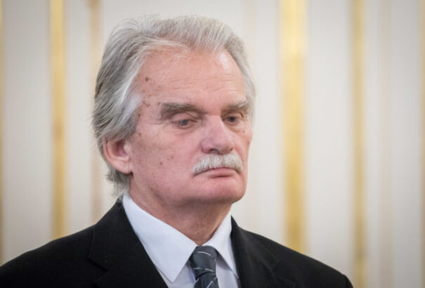 Lemondott posztjáról Mojmír Mamojka, az ex-smeres alkotmánybíró