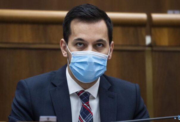 Šeliga egyelőre nem árulta el, indulni fog-e a Za ľudí pártelnöki posztjáért