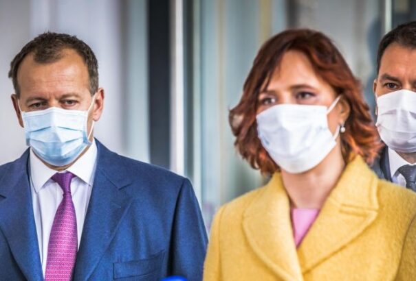 A hatáskörök miatt feszült a viszony a Sme rodina és a Za ľudí között