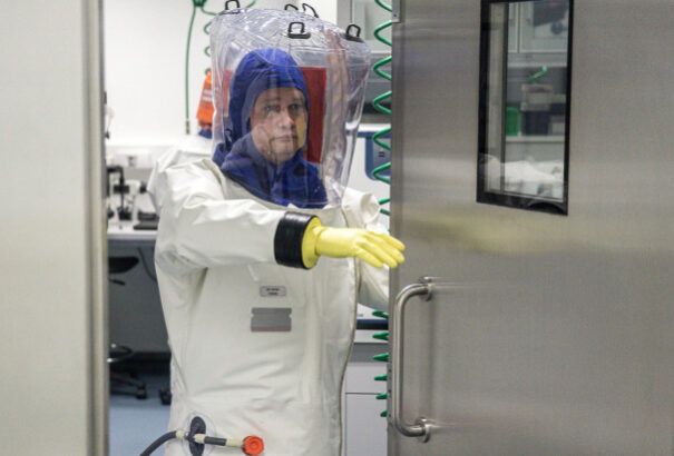 3313-ra nőtt a beazonosított koronavírus-fertőzöttek száma és elhunyt 4 beteg