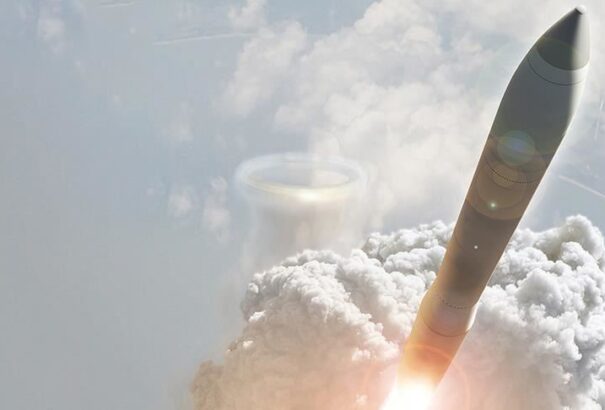 A hidegháború óta nem költöttek ennyit nukleáris fegyverkezésre az atomhatalmak