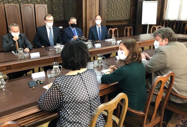 Leragadtak a 19. században? A kulturális minisztert nem győzték meg a maticások