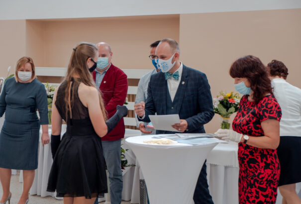 A Nagyszombat megye által fenntartott középiskolák csak két napra nyitnak ki