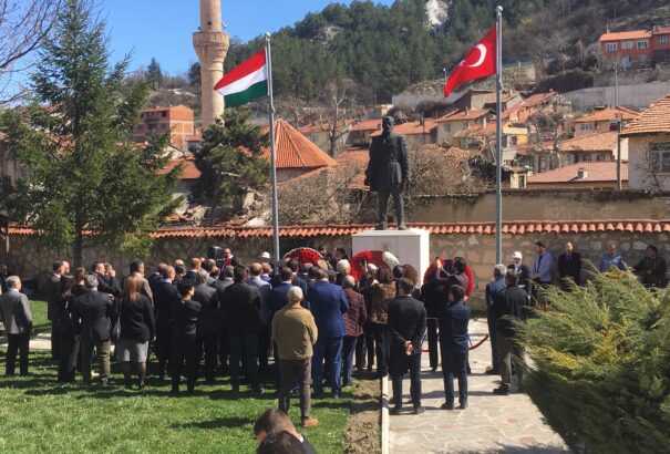 Hunyadi Péter: „Üzenet Magyarországnak”- Így látja egy mai török ember az 1100 éves magyar állam történetét (Interjú)
