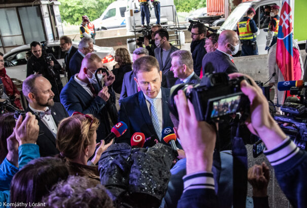 Matovič: Az embereknek készen kell állniuk a korlátozó intézkedések újbóli bevezetésére