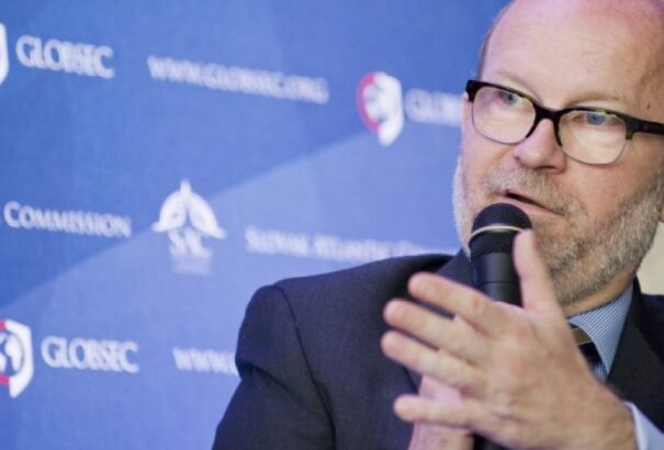 Szlovákia új nagyköveteket küld több jelentős partnerországba