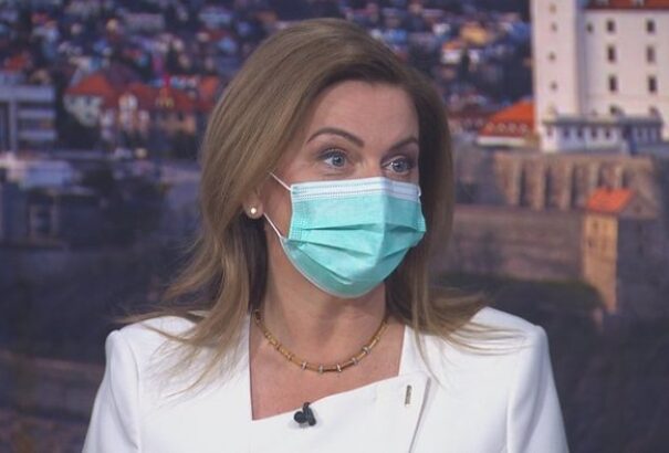 Beňová: Pellegrini nem akar vitát, csak távozni akar a Smerből