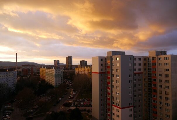 Szlovákiában több mint 200 ezer bérlakás hiányzik a piacról