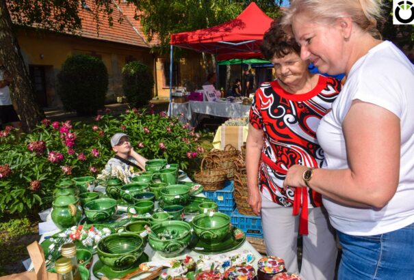 Idén is hódít a piacozás – Tallósi képriport