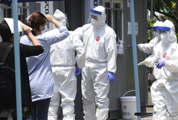 Dél-Koreában hivatalosan is elkezdődött a járvány második hulláma