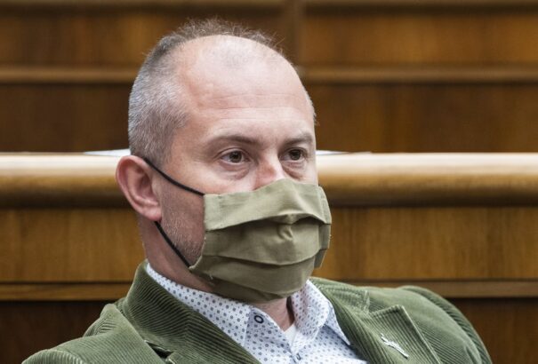 Marian Kotleba kötelező karanténba került