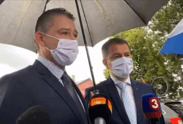 Matovič és Mikulec a szlovák–osztrák határon is feloldotta a korlátozásokat