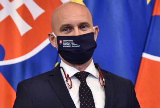 Gröhling: Nem valószínű, hogy visszamenőleg el fogjuk tudni venni a titulusokat