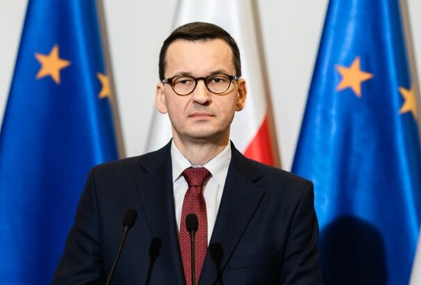 Meglepő lépés: Bizalmi szavazást indítványozott kormánya ellen a lengyel miniszterelnök
