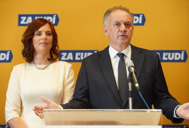 Andrej Kiska Veronika Remišovát látná szívesen a Za ľudí párt élén