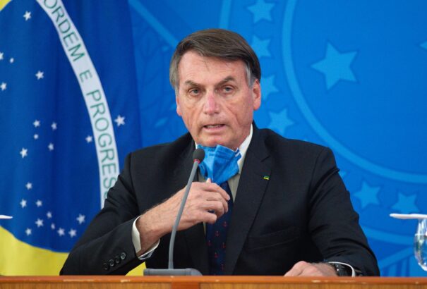 A brazil elnöknek a harmadik koronavírus-tesztje is pozitív lett