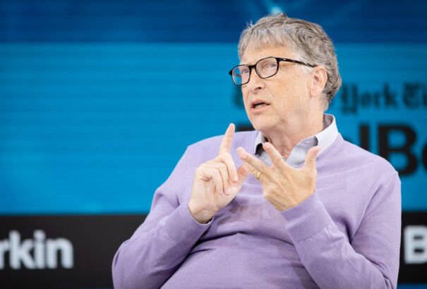 Bill Gates: A gyógyszereket a rászorulóknak kell adni, és nem a legtöbbet ígérőknek