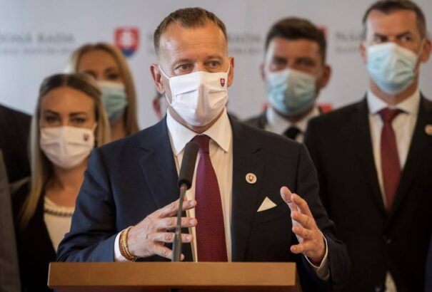 A Sme rodina adó- és járulékmentessé tenné a borravalót