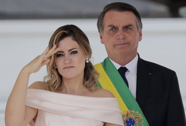 Férje után a first lady is elkapta a koronavírust