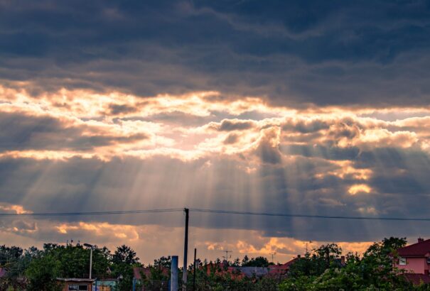 A hétvégét még a hidegfront uralta, de jövő héten már érkezik a kánikula