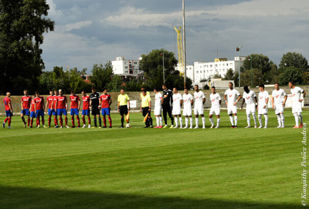 Nem áll le a foci és a hoki Szlovákiában – Íme a közegészségügyi hivatal friss rendelkezése