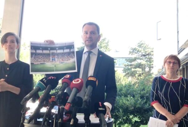 Koronavírus-járvány: Matovič kritizálta a DAC-Slovanon történteket. A fegyelmezettségen áll vagy bukik a járvány 2. hulláma
