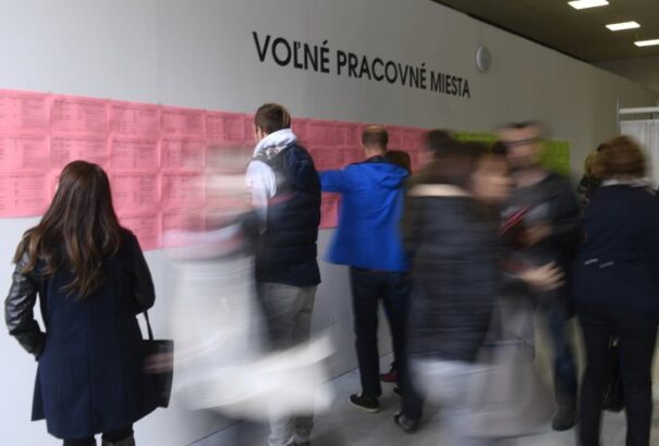 Történelmi mélypontra csökkent a munkanélküliség 2024-ben