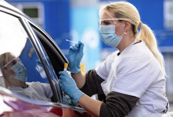 Ausztria szigorítja a beutazókra vonatkozó koronavírus-teszt feltételeit