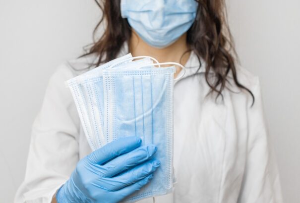 Szombattól új szabályok vonatkoznak a szájmaszk viselésére