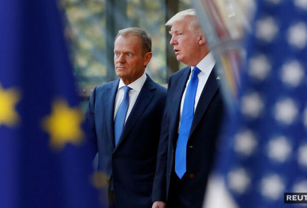 Donald Tusk Joe Biden sikeréért imádkozik
