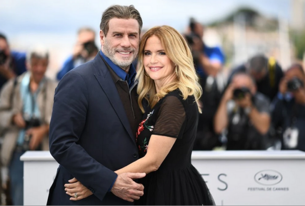 Meghalt Kelly Preston színésznő, John Travolta felesége