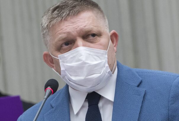 Fico: A Smer-SD képviselői készen állnak Igor Matovič kormányfő leváltására