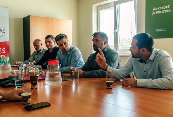 Az Összefogás kézbe vette a magyar egység megteremtését. Közéleti Piknikre hívja a magyar politikai képviseletet