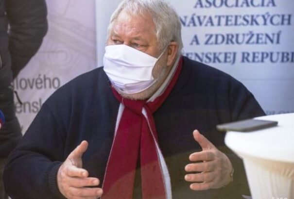 Klub 500: 60 ezer munkahely van veszélyben az országban