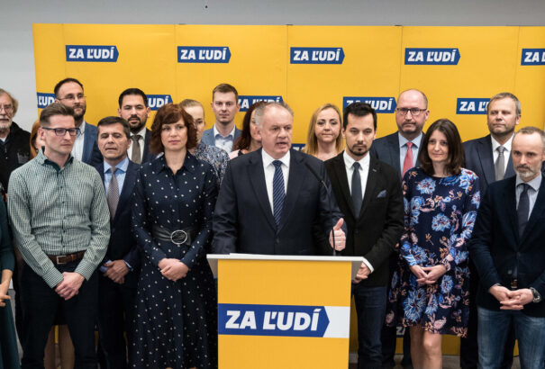 Szombaton választ új pártelnököt a Za ľudí
