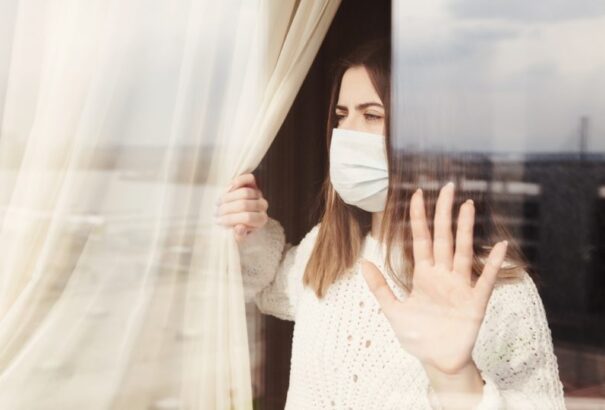 Az otthoni karantén elhagyására releváns ok kell. Mutatjuk, hogy mi számít annak