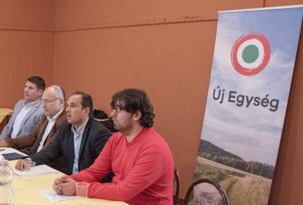 Az Új Egység Mozgalom szerint demokratikusabb önkormányzatokra és gazdaságosabb hivatalokra van szükség