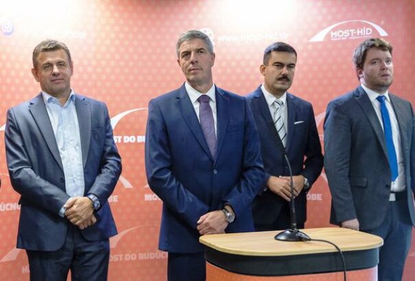 Meglepetés: Bugár és Ravasz pártalapításra készül?