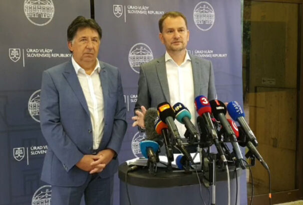 Matovič: Az előző kormány tolvajszerződéseket kötött. Egy órányi jogi szolgáltatásnyújtásért 582 eurót fizetett