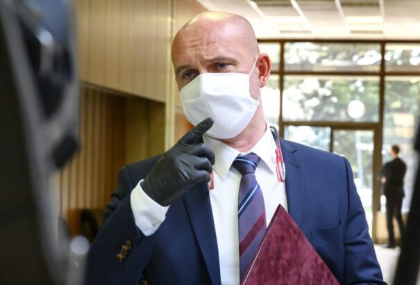 Gröhling: Az iskolai maszkviselést októberben és novemberben is határozottan ajánlani fogjuk