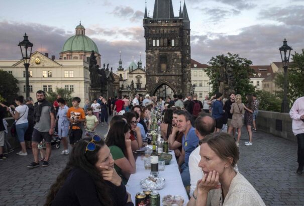 Szerdától új járványügyi óvintézkedések lépnek érvénybe Prágában