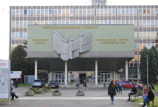 Az Eperjesi Egyetem öt diákját pozitívan tesztelték koronavírusra