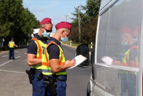 Koronavírus: Újabb két határátkelőt nyitottak meg a magyar-szlovák határszakaszon