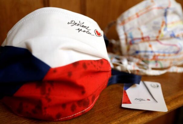 Csehország felkerül a piros országok listájára. Ausztria és Magyarország egyelőre zöld marad