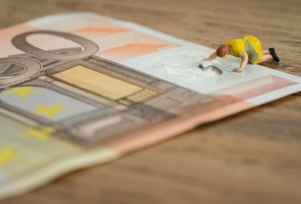 Szlovákia történetében először csökkent a nominális átlagbér