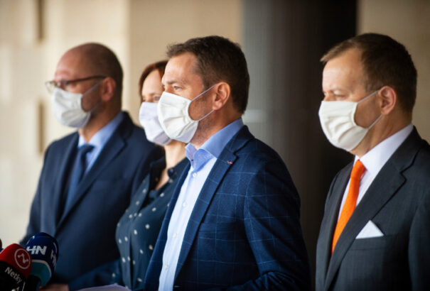 Median-felmérés: A választók több mint fele nem elégedett a Matovič-kormány első hat hónapjával